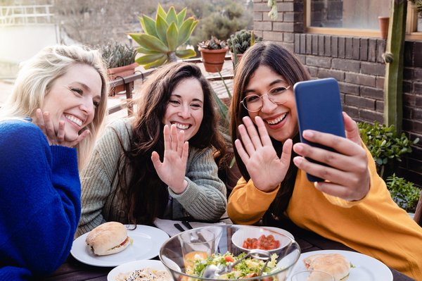 Organisation d'un EVJF petit budget : les avantages de faire appel à une agence